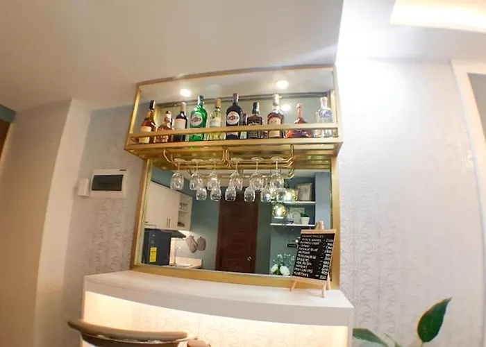 Horizons 101 One-bedroom Aparthotel Cebu